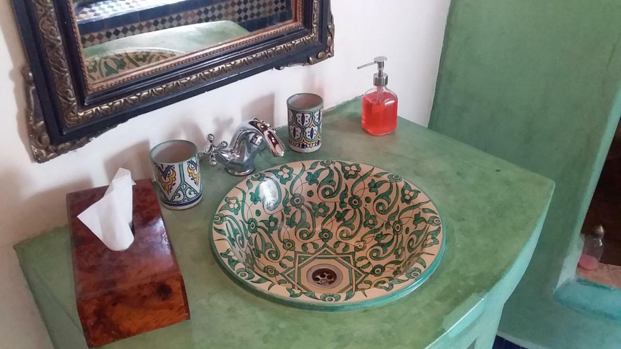 Riad Boujloud Fez Buitenkant foto