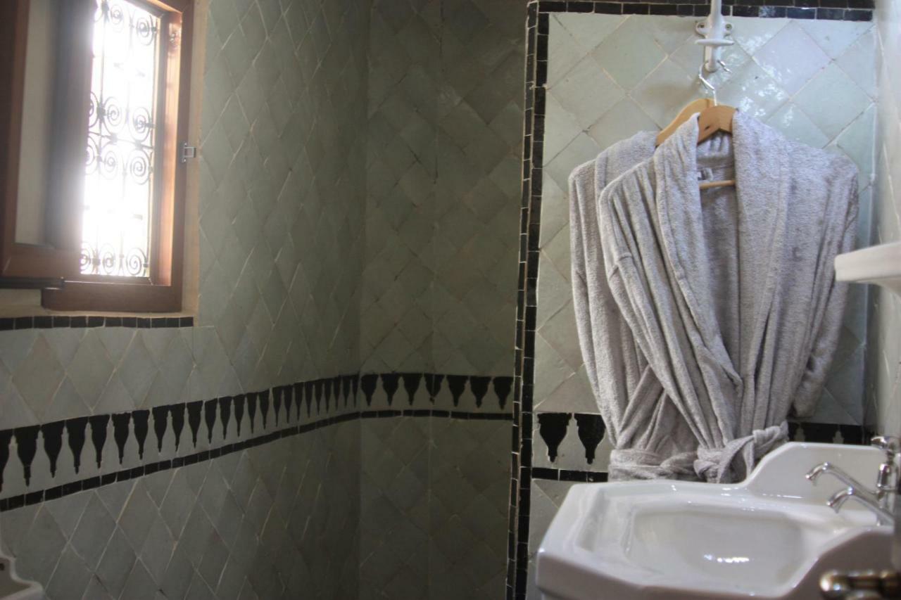 Riad Boujloud Fez Buitenkant foto
